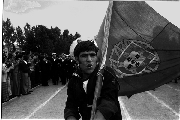 Lisbonne 1er mai 1974 (c) Michel Puech